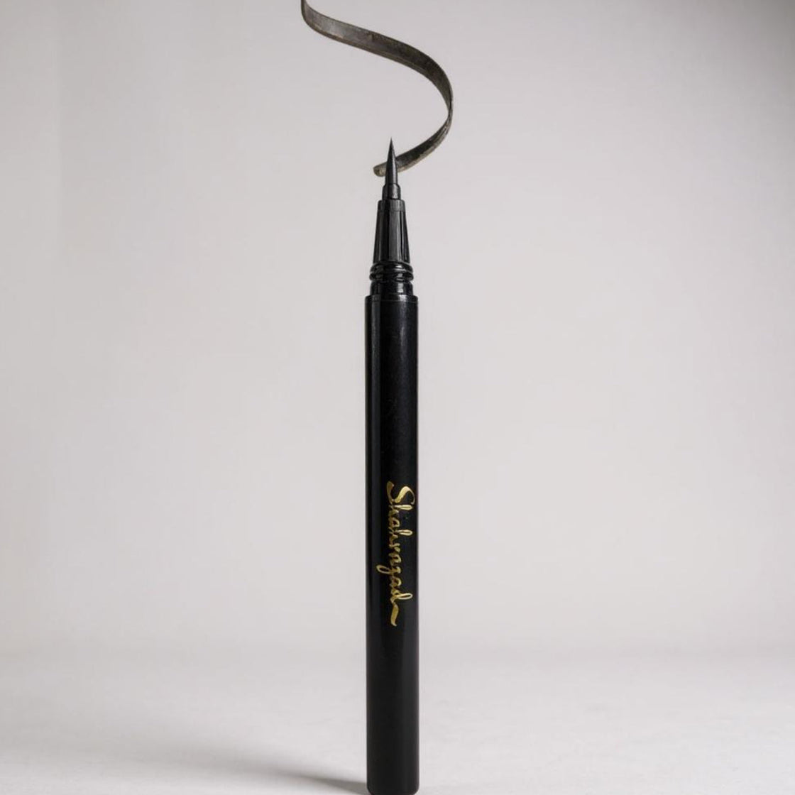 Mystic Trace – Waterproof Eyeliner